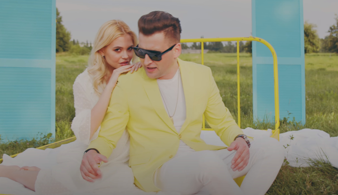 Piękna Seksowna Blondynka I Przystojny Wokalistka Disco Polo Razem To Najgorętsza Premiera 